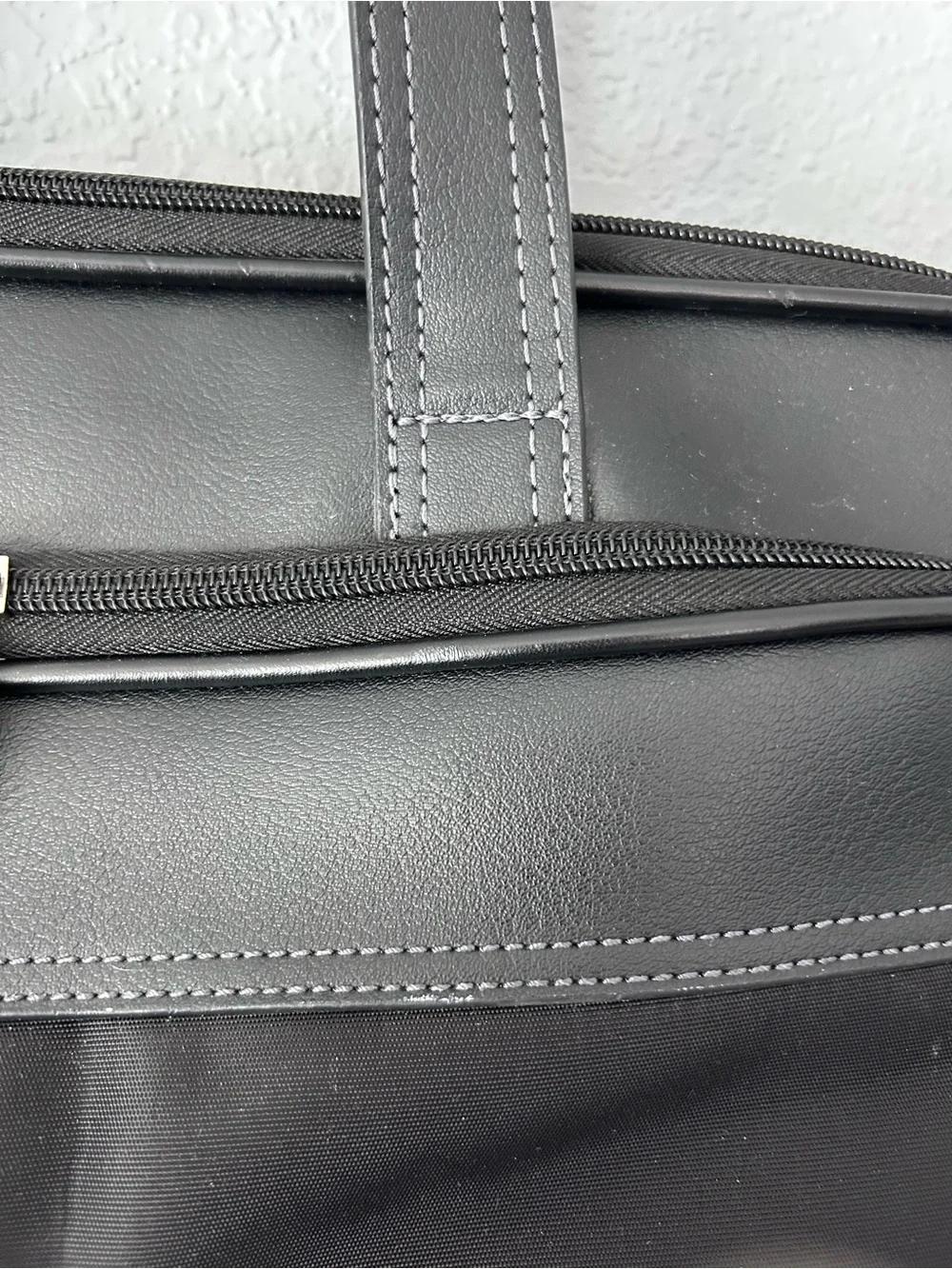 Wenger Swiss Faux Leather Trim Briefcase Laptop Bag